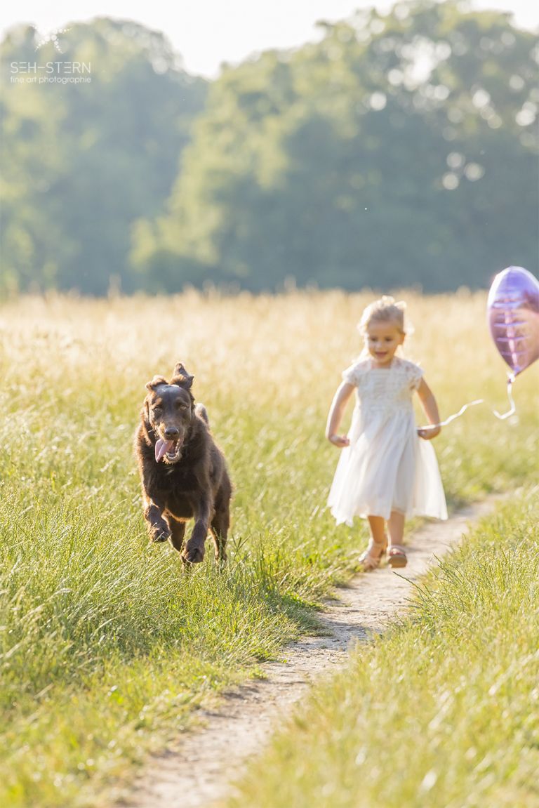 Familienfotoshooting und Schwangerschaftsfotoshooting in München | Seh-Sternfotografie Marion Hogl