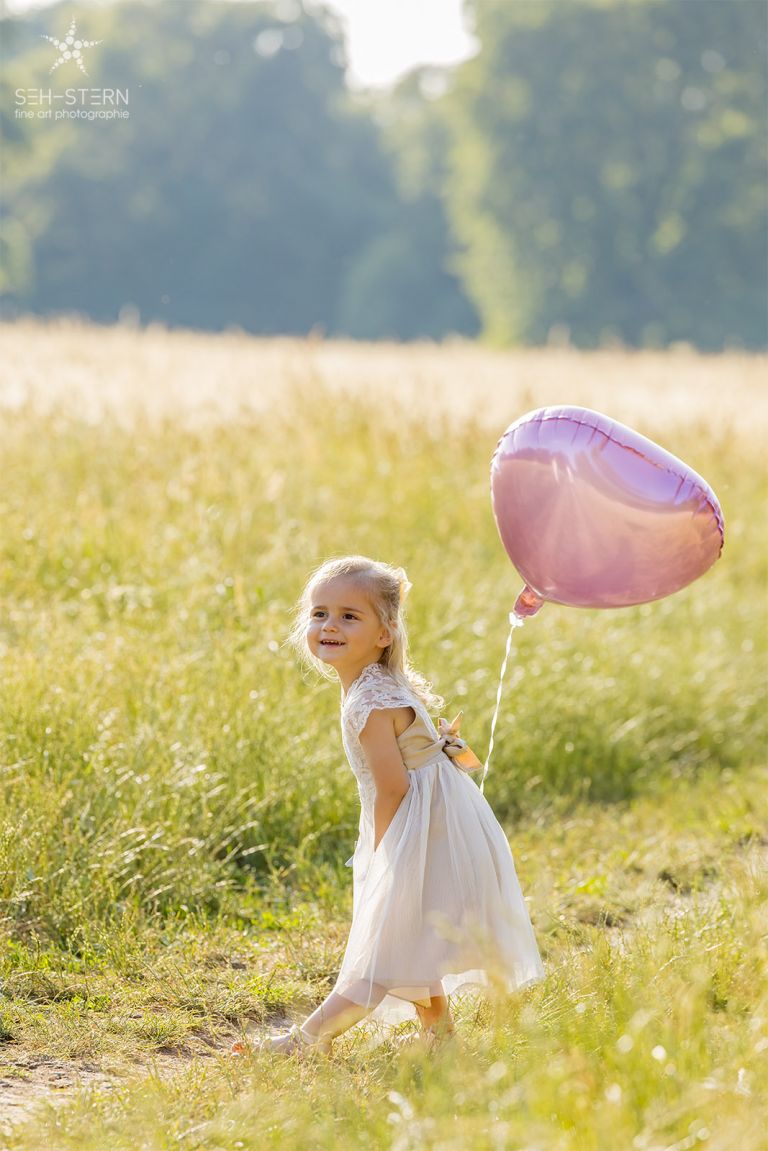 Familienfotoshooting und Schwangerschaftsfotoshooting in München | Seh-Stern Fotografie Marion Hogl