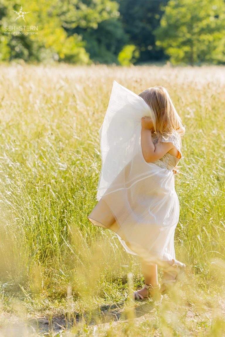 Familienfotoshooting und Schwangerschaftsfotoshooting in München | Seh-Stern Fotografie Marion Hogl